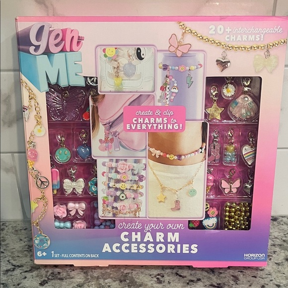 Other - Charm Accessories Kit - Multicolor